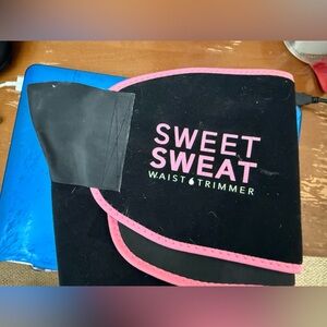 sweet sweat waist trimmer size small